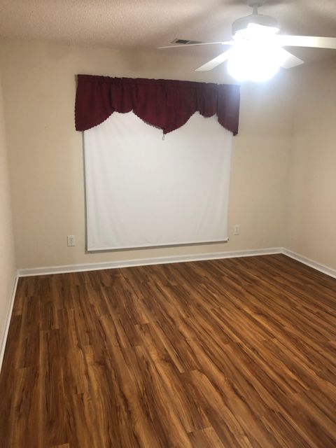 Private Room in 2Bed.2Bath