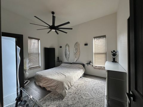 Private Room in 2Bed.2Bath