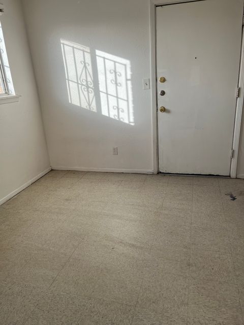 Private Room in 3Bed.1Bath