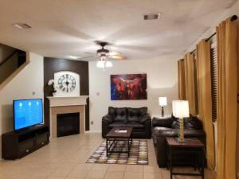 Private Room in 1Bed.3Bath