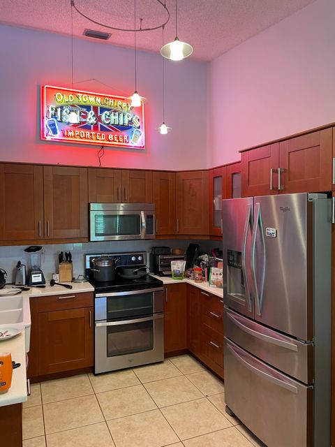 Private Room in 3Bed.2Bath