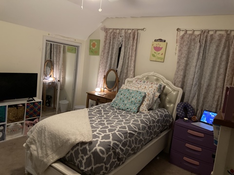 Private Room in 3Bed.2Bath