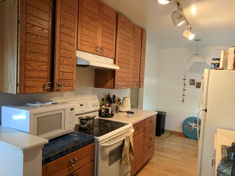 2 bedrooms available in 3bd/2ba