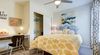 Shared Room in 4Bed.2Bath