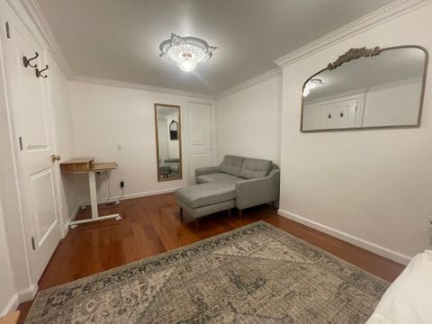 Private Room in 2Bed.1Bath
