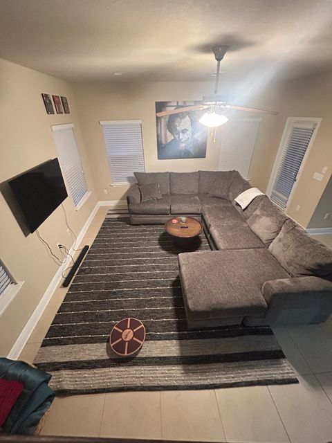 Private Room in 3Bed.2.5Bath