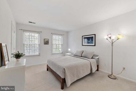 Private Room in 2Bed.2Bath