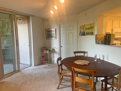 Private Room in 2Bed.2Bath