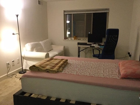 Private Room in 2Bed.1Bath