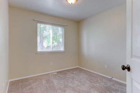 Room3Bed.2Bath