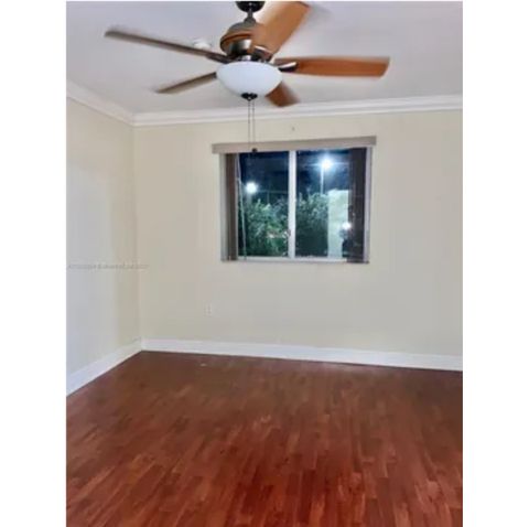 Private Room in 2Bed.2Bath