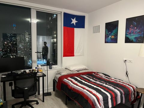 Private Room in 2Bed.2Bath