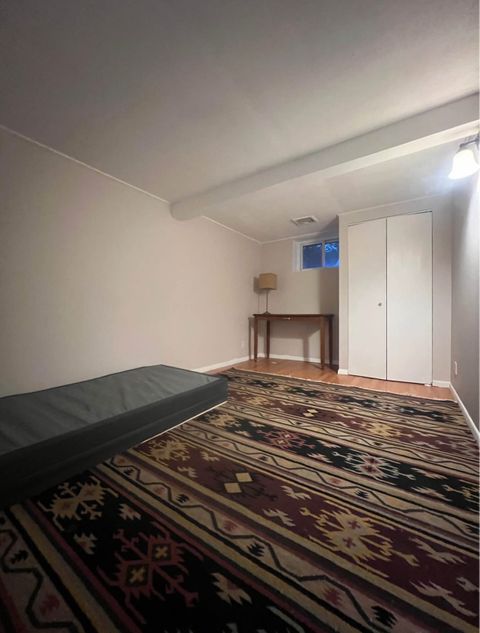 Private Room in 3Bed.1Bath