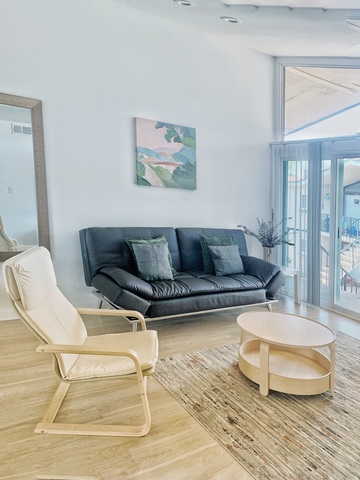 Entire Place 2Bed.1Bath