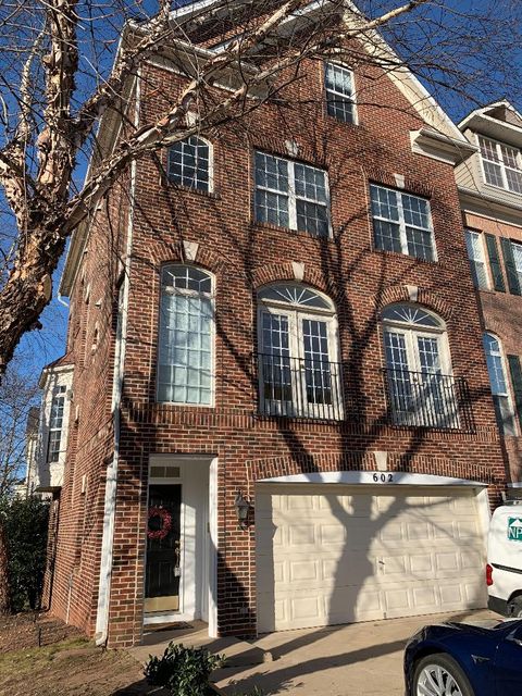 Entire Place 5Bed.4.5Bath