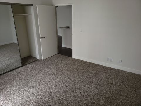 Room2Bed.2Bath