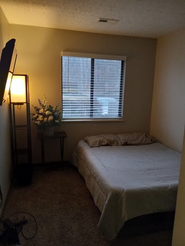 Private Room in 2Bed.1Bath