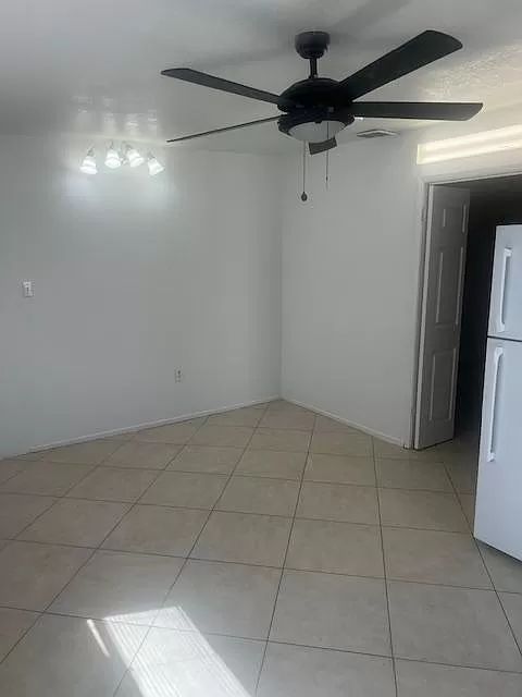 Private Room in 1Bed.1Bath