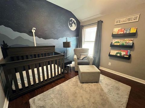 Private Room in 3Bed.2Bath