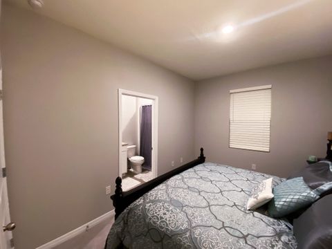 Private Room in 4Bed.3Bath