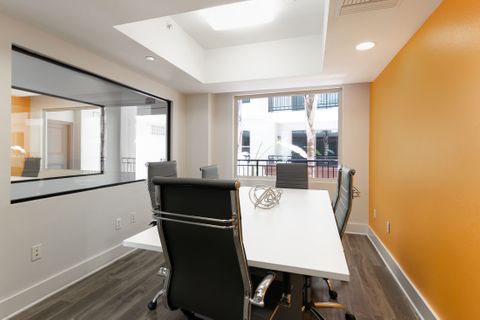 Shared Room in 3Bed.3Bath
