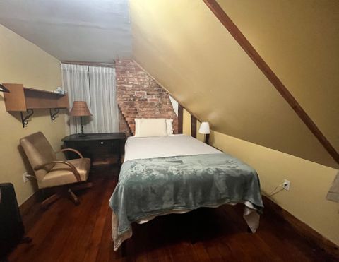 Private Room in 1Bed.1Bath