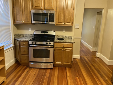 Private Room in 3Bed.1Bath
