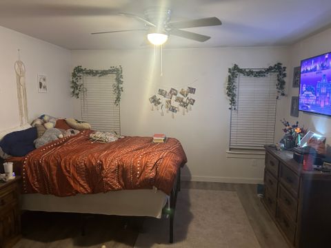 Private Room in 3Bed.3Bath