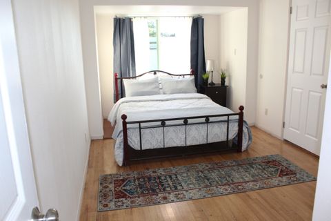 Private Room in 3Bed.2Bath