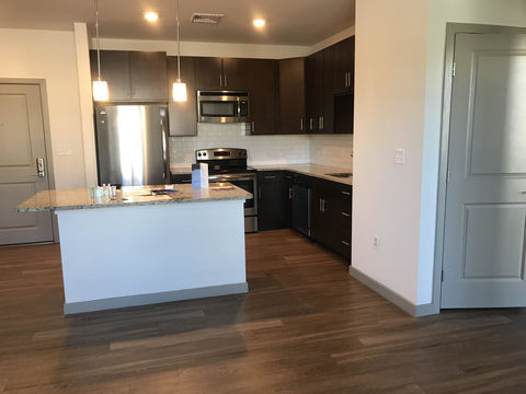 Private Room in 2Bed.2Bath