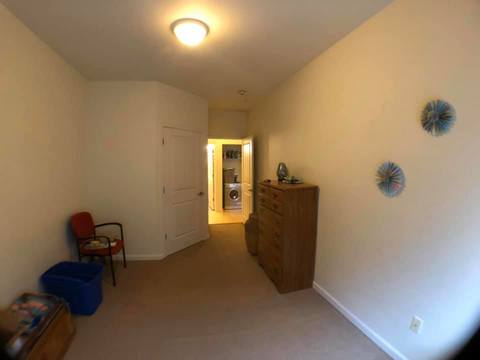 Private Room in 3Bed.2Bath