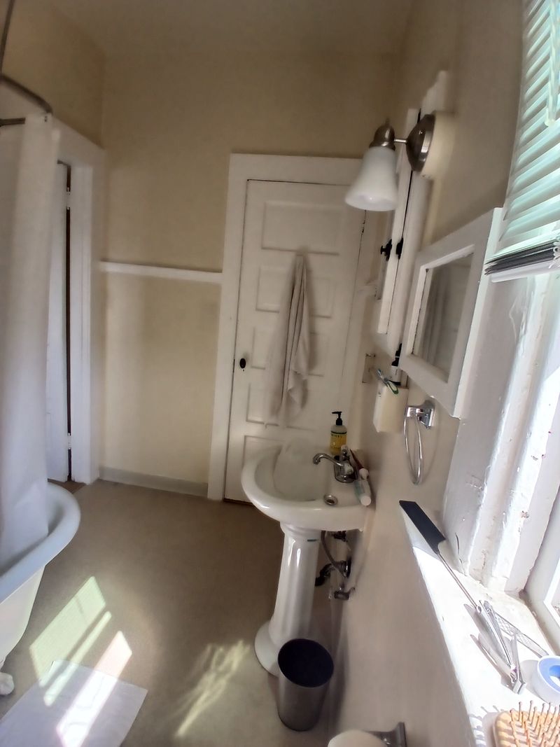 roommates in Portland Entire Place 1Bed.1Bath - cirtru.com
