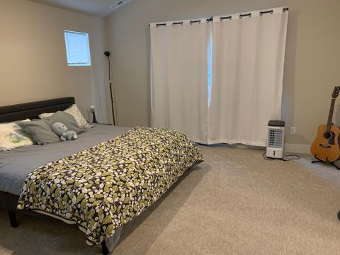Private Room in 3Bed.3.5Bath