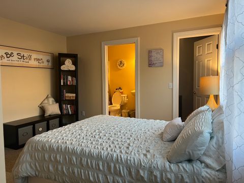 Private Room in 2Bed.2.5Bath