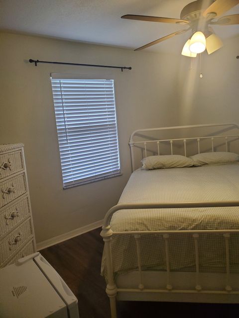 Room1Bed.1Bath