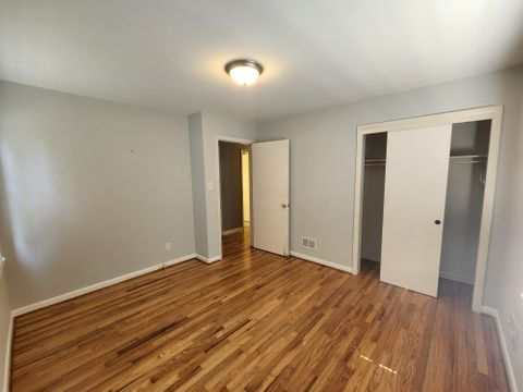 Shared Room in 3Bed.1Bath