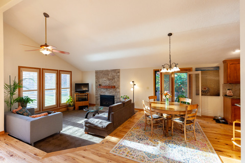 Private Room in 3Bed.2Bath