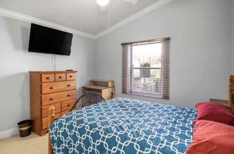 Shared Room in 3Bed.2Bath
