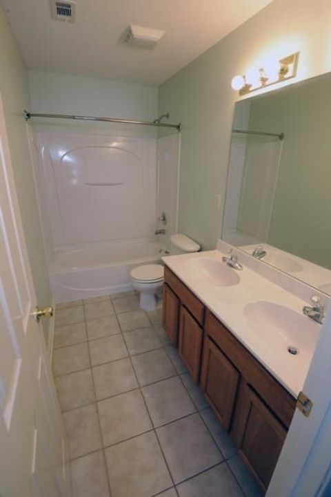 Private Room in 3Bed.2.5Bath