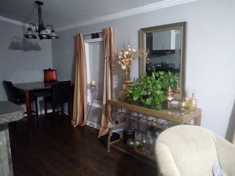 Private Room in 3Bed.2Bath