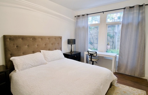 Private Room in 1Bed.1Bath