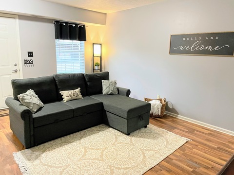 Entire Place 2Bed.1Bath