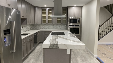 Private Room in 3Bed.2Bath