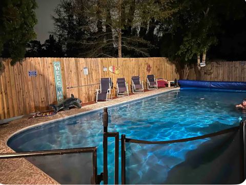 Entire Place 4Bed.1.5Bath