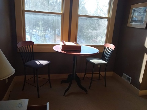 Beautiful overlooking Brooks Creek!