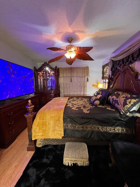 Private Room in 2Bed.2Bath