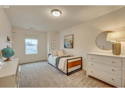 Private Room in 3Bed.3Bath
