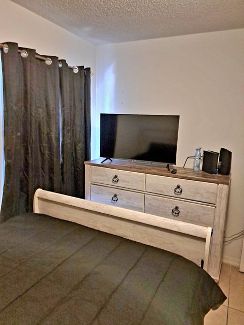 Room1Bed.1Bath