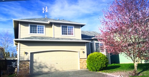 Beautiful entire home with A/C in