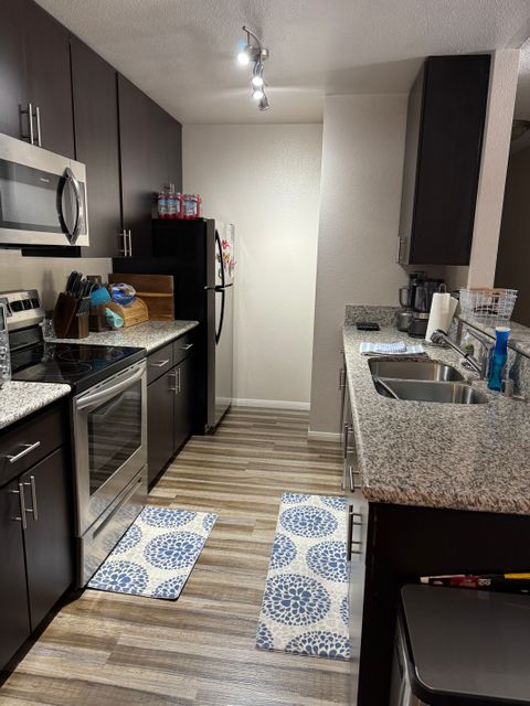 Private Room in 2Bed.2Bath